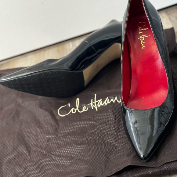 Cole Haan Black Patent Size 10 pumps - Picture 1 of 3